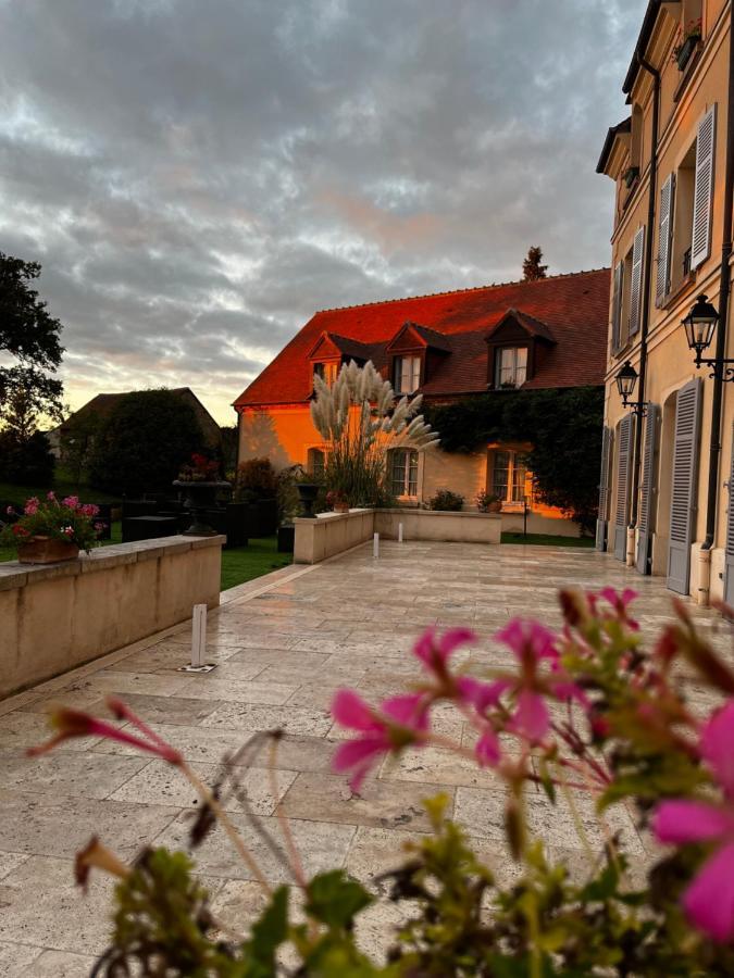 Hotel Domaine De L'Orangerie Bonnat Exterior photo